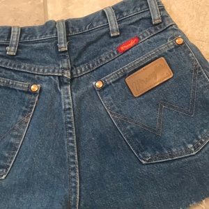 Wrangler Shorts - Vintage Wrangler Cut Off Shorts Wrangler Shorts - Vintage Wrangler Cut Off Shorts